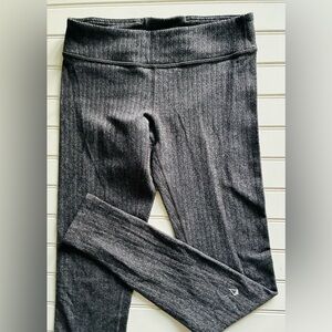 IVIVVA by LULULEMON girls soft leggings